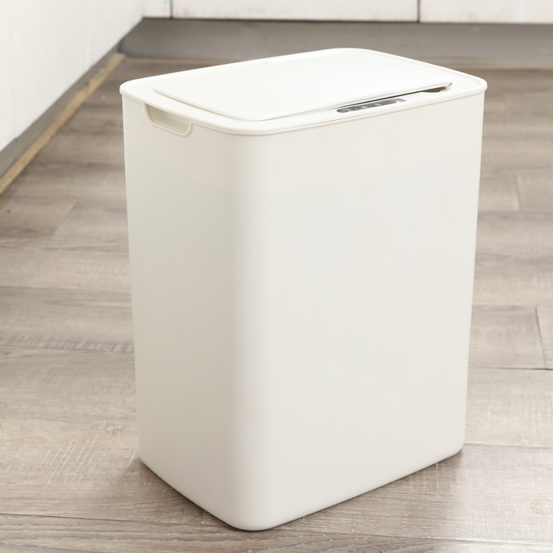 Zafacón con Sensor y Sellado Automático de Bolsa