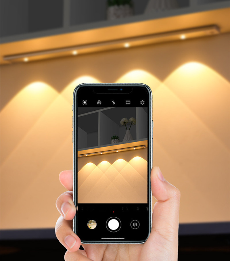 Luz con Sensor de Movimiento Recargable